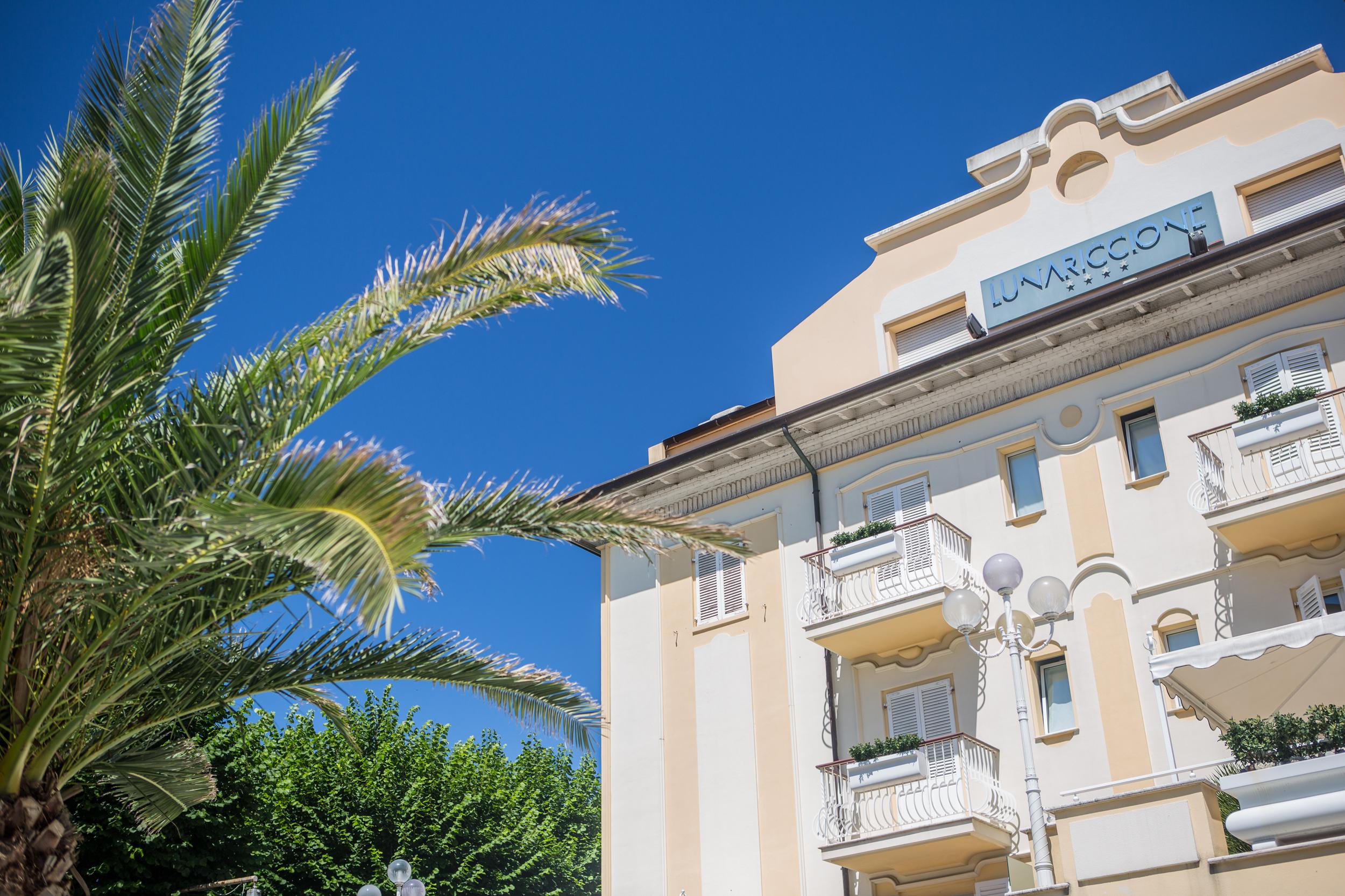 Hotel Luna Riccione E Aqua Spa Only Adults +12 Εξωτερικό φωτογραφία