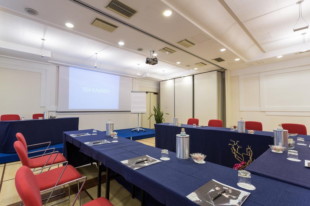 Hotel Luna Riccione E Aqua Spa Only Adults +12 Εξωτερικό φωτογραφία