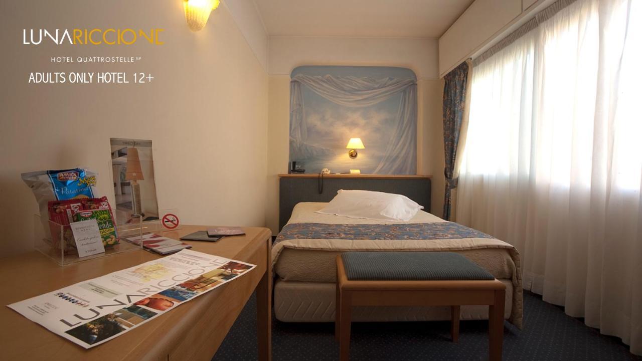 Hotel Luna Riccione E Aqua Spa Only Adults +12 Εξωτερικό φωτογραφία